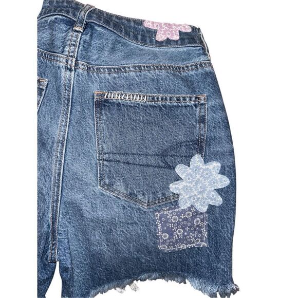 AMERICAN EAGLE HIGHEST RISE STRETCH BAGGY PATCHWORK LIMITED EDITION SHORTS- NWTS - Picture 6 of 8